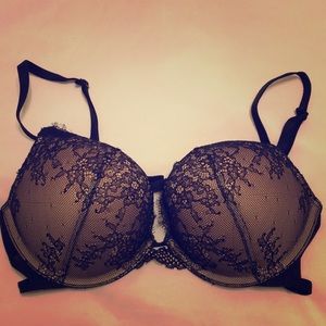 Victoria’s Secret Bombshell Bra